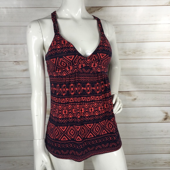 Pink Republic Strappy Printed  Halter Top - Picture 2 of 8